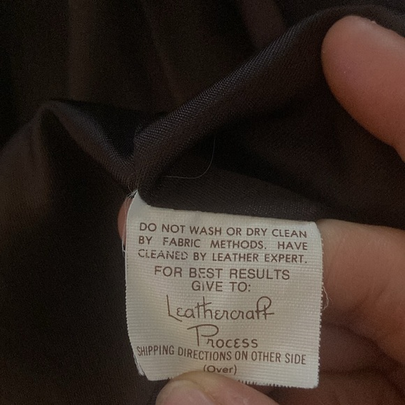 A beautiful vintage leather and fur jacket - Picture 13 of 15